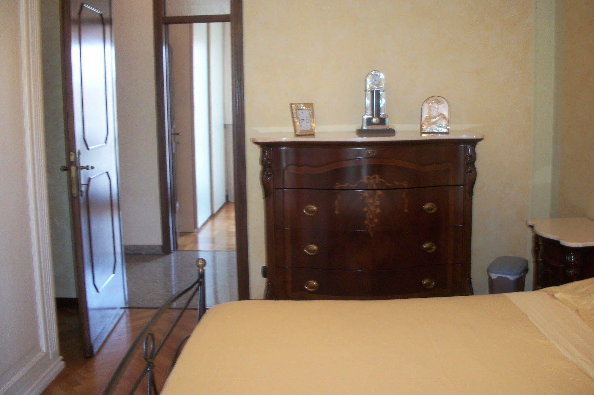 B&B Southitaly Busto Arsizio Buitenkant foto