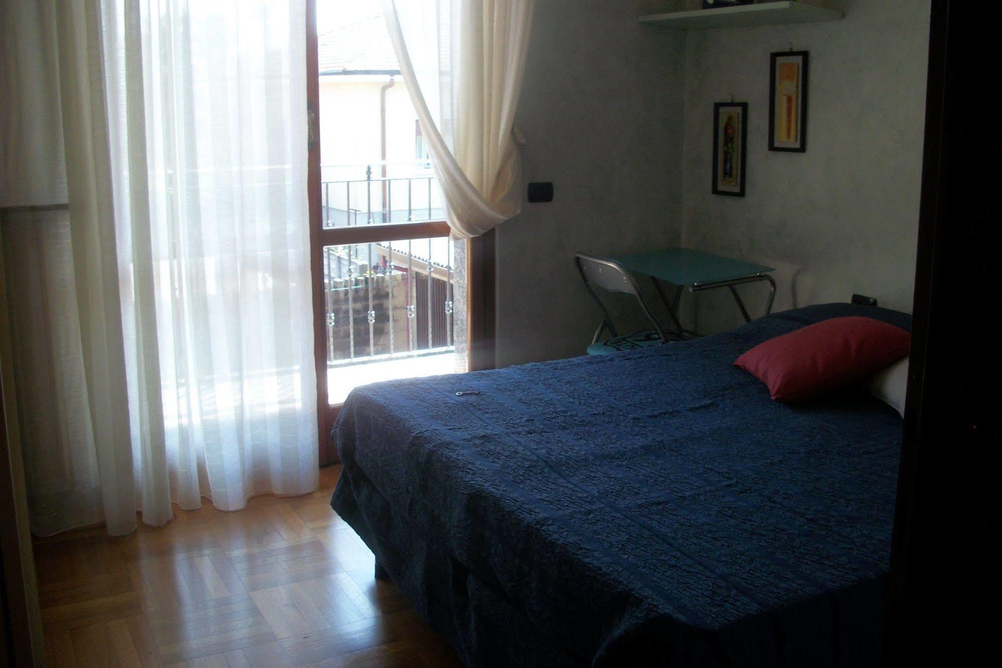 B&B Southitaly Busto Arsizio Buitenkant foto